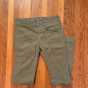 Athleta Olive Army Green Straight Leg Cargo Pants